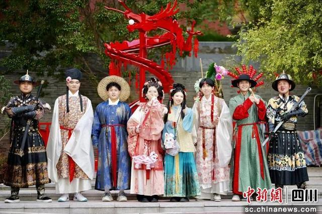 货郎NPC快闪。 平武县委宣传部供图