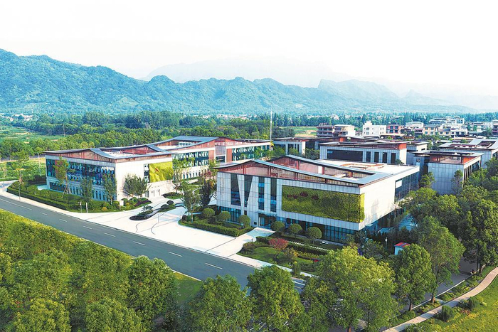     都江堰天府软件园青城园。 张青青 摄