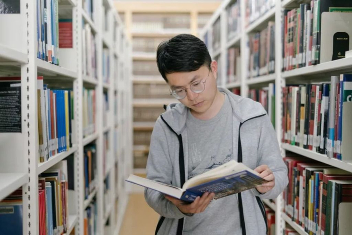 胡岳峰（1990-2024）