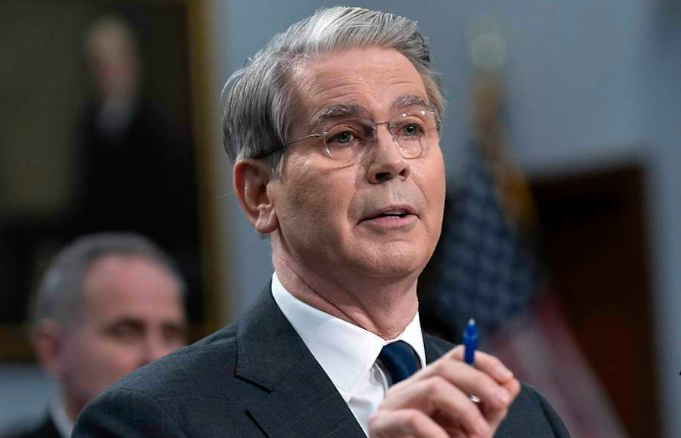 拿30多万中国留学生当筹码？特朗普提两个要求，中方一个都不可能答应-祁梦博客