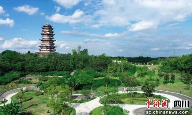 简阳鳌山公园。简阳市融媒体中心供图