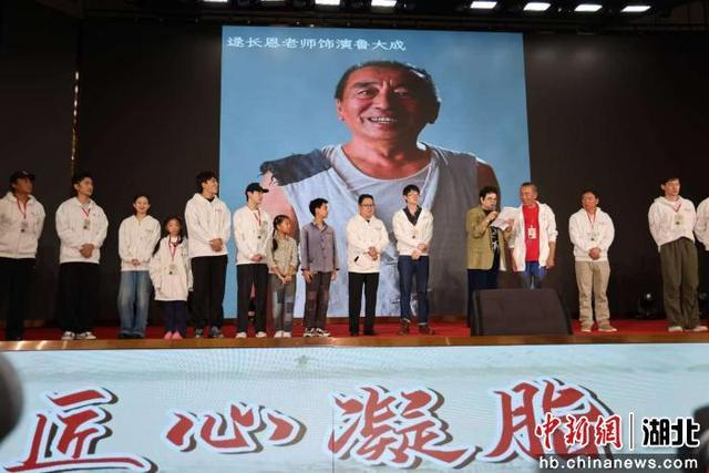钟国庆 摄