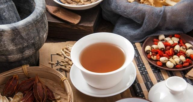 一氧化碳中毒后遗症，施今墨老先生运用通筋活络法巧妙治愈