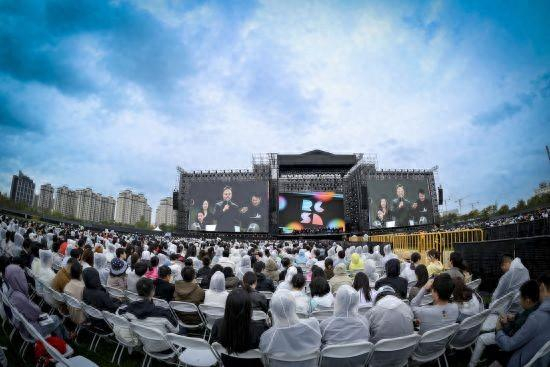 金承志与上海彩虹室内合唱团音乐会。 主办方供图
