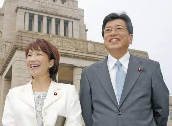 日本首个“第一先生”，与高市早苗离婚又复婚，如今冠以妻姓|日本|高市早 …