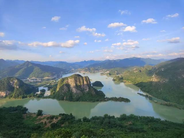 东兰坡豪湖国家湿地公园。图源：河池融媒