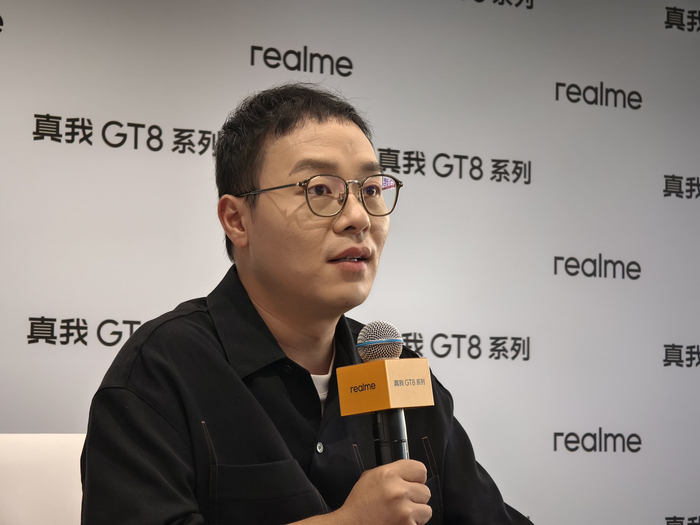 真我realme副总裁中国区总裁徐起 界面新闻记者摄​​​