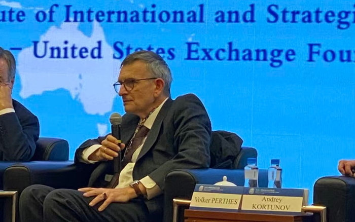 ▲10月24日，联合国前副秘书长沃尔克·佩尔特斯出席“北阁对话”论坛。新京报记者 谢莲 摄