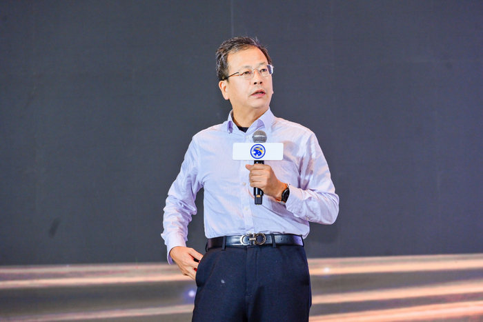 全国乘用车市场信息联席会秘书长崔东树 汽车产业创新论坛