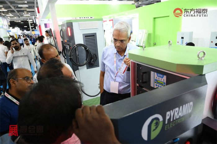 2026年农历丙午马年解析 五行属火还是属水