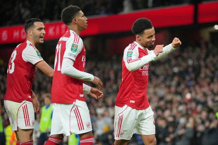 小将恩瓦内里在比赛中进球,帮助阿森纳晋级联赛杯下一轮。