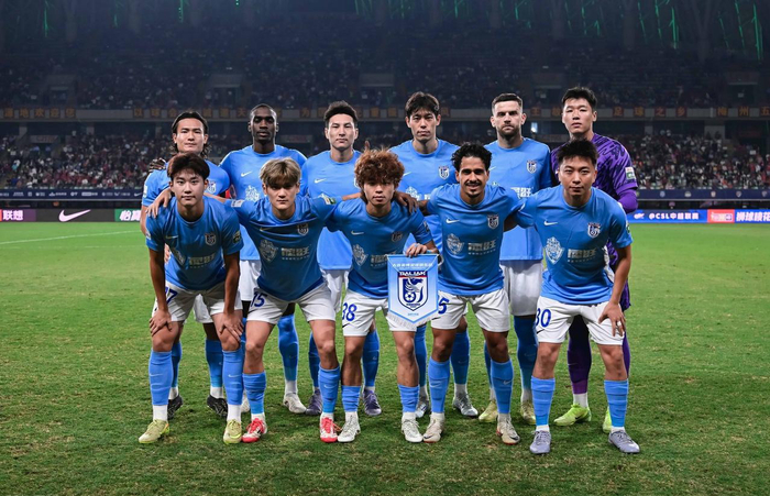 中超大连英博PK梅州客家图片分享，杨铭锐+毕津浩收获赛季首球