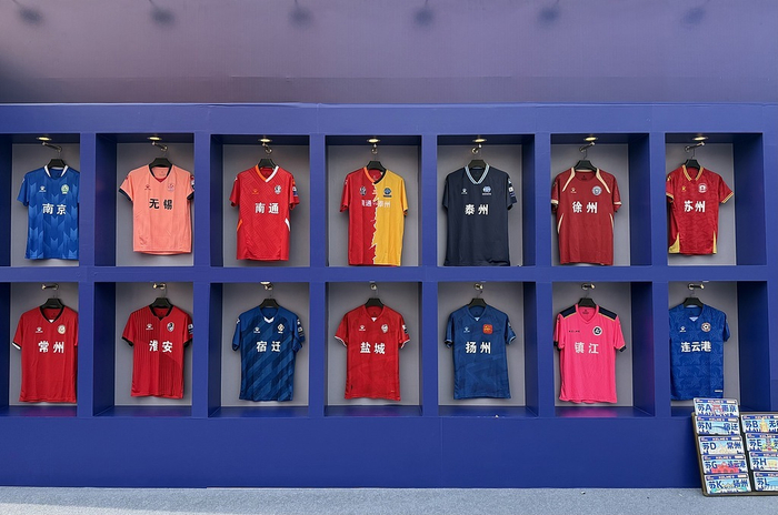 火爆的苏超得到了赞助商的青睐。