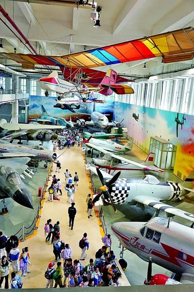 北京航空航天博物馆“银鹰巡空”展区。本报记者 郭冠东摄