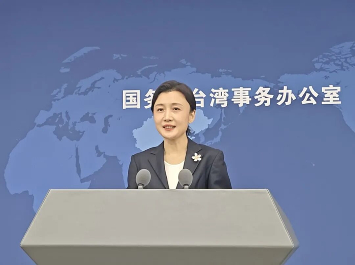 张晗