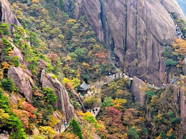 如何在附近100米内找到靠谱的站街小组？