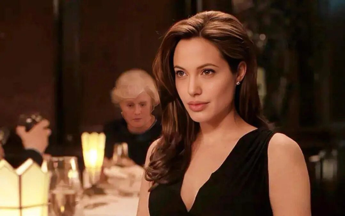 安吉丽娜·朱莉剧照