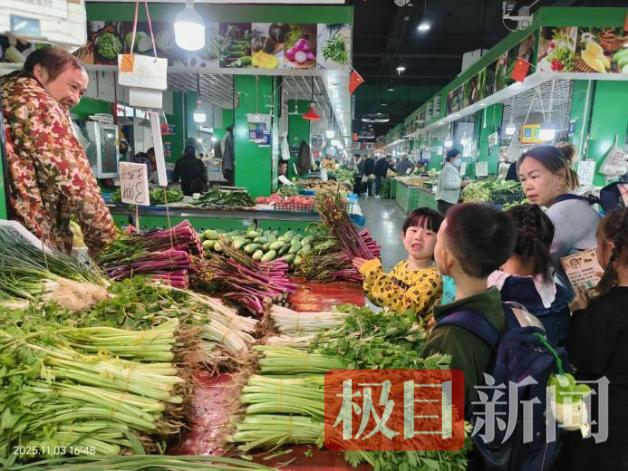 “新农人”上线！幼儿园鲜菜售卖活动火热开启