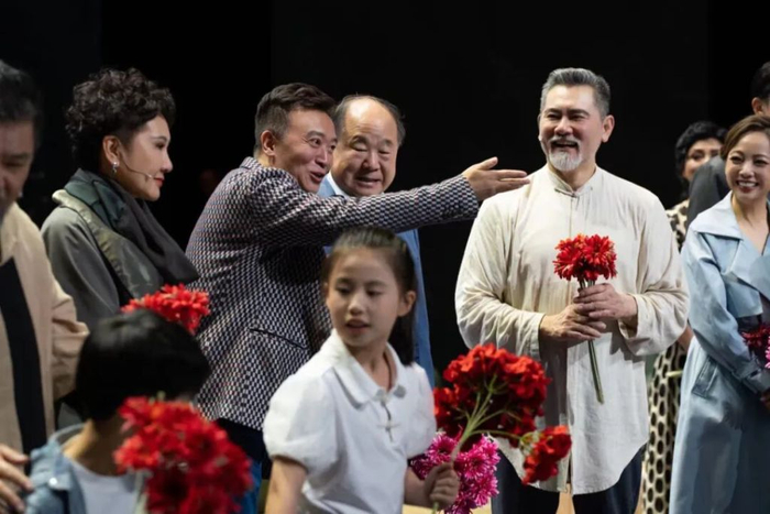 2024年5月3日，由莫言编剧、王可然执导的话剧《鳄鱼》在江苏苏州湾大剧院举行首演