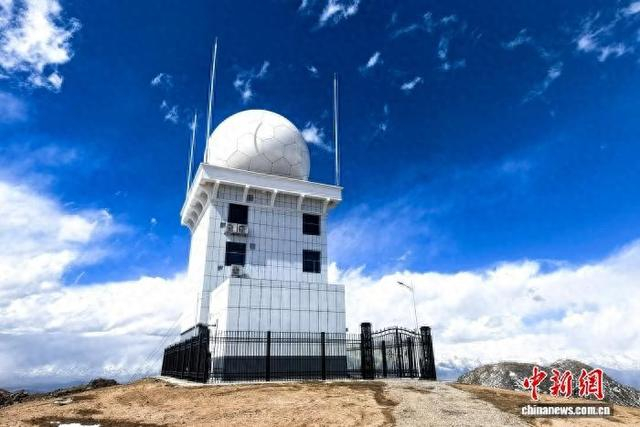 图为西宁达坂山雷达站。李啟彬 摄