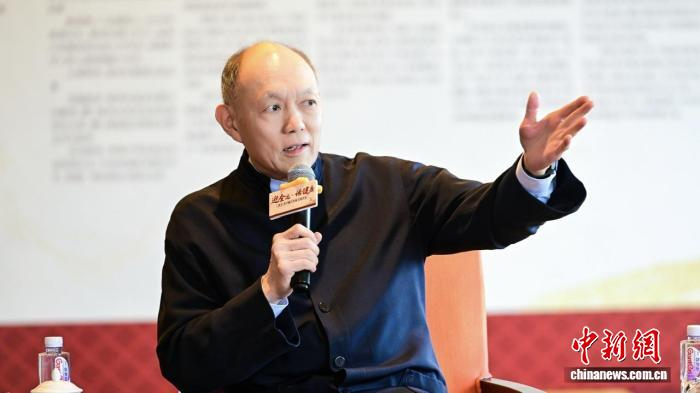 霍震寰在活动现场作分享。活动组委会 供图