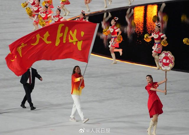 来源：@人民日报