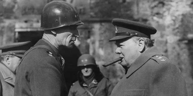 二战后丘吉尔等人一直在试图复辟殖民体系