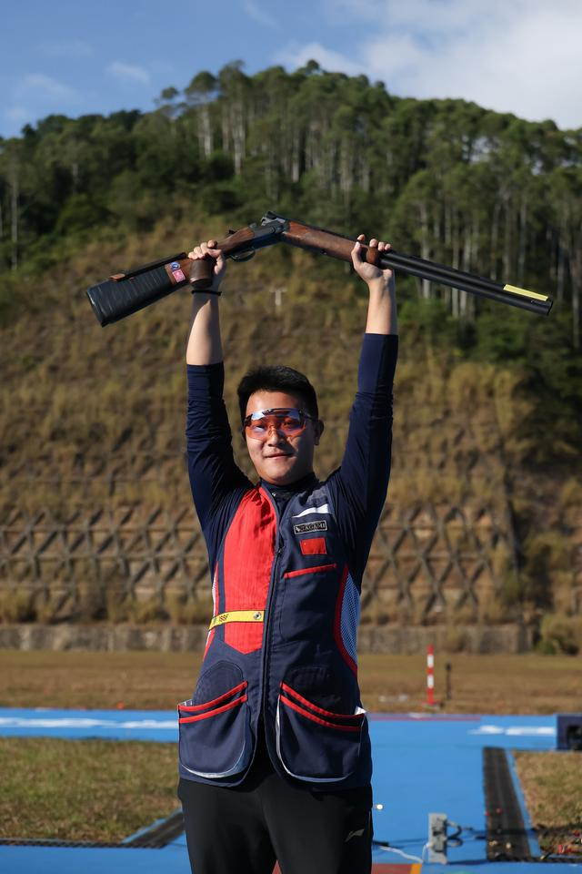 —男子飞碟双向决赛:江苏队张煜坤夺冠