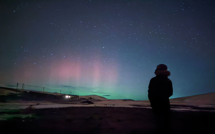 10月12日晚，北京天文馆团队在内蒙古呼伦贝尔拍到的极光盛景。北京天文馆供图