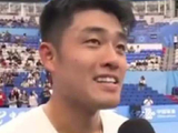 吴易昺全运会网球男单第二轮仅失1局轻松过关 赛后现场采访