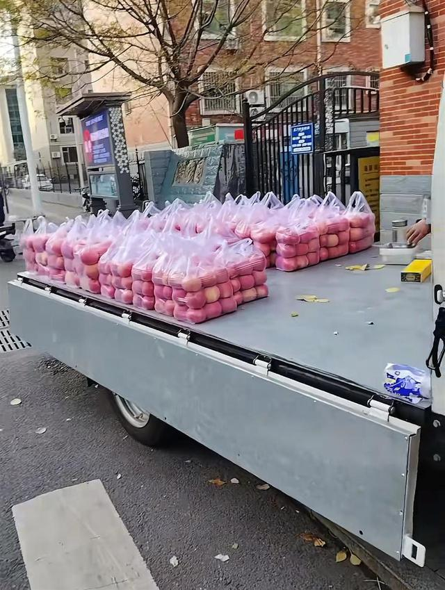 “苹果哥”正在卖苹果