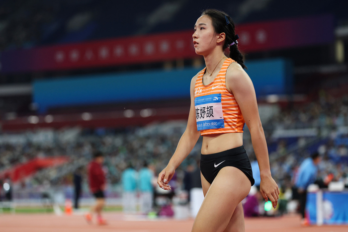 16岁“小孩姐”陈妤颉成就全运会历史最年轻女子百米冠军