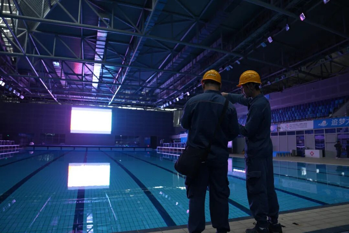 比賽場(chǎng)館電力設(shè)備，逐一測(cè)試，但值得被確保供電妥妥的記住！