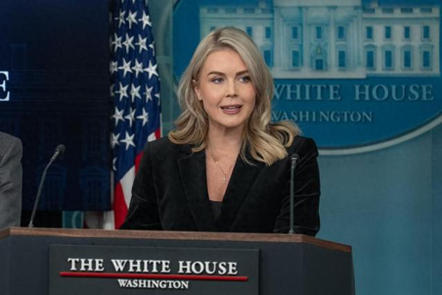 11月20日，在美国首都华盛顿白宫，白宫新闻秘书莱维特出席记者会。新华社记者胡友松摄