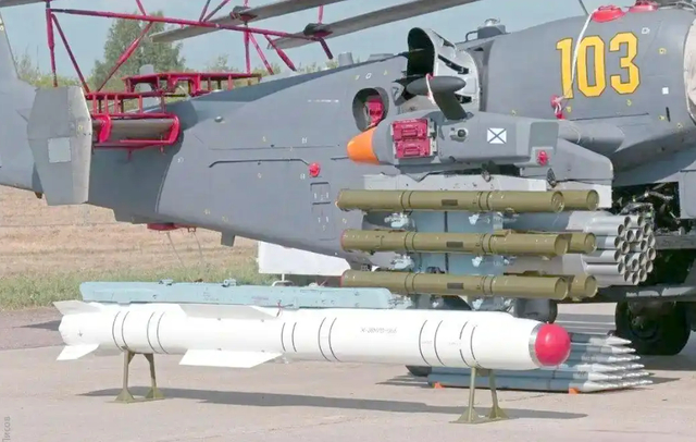 卡-52武装直升机展示Kh-38导弹