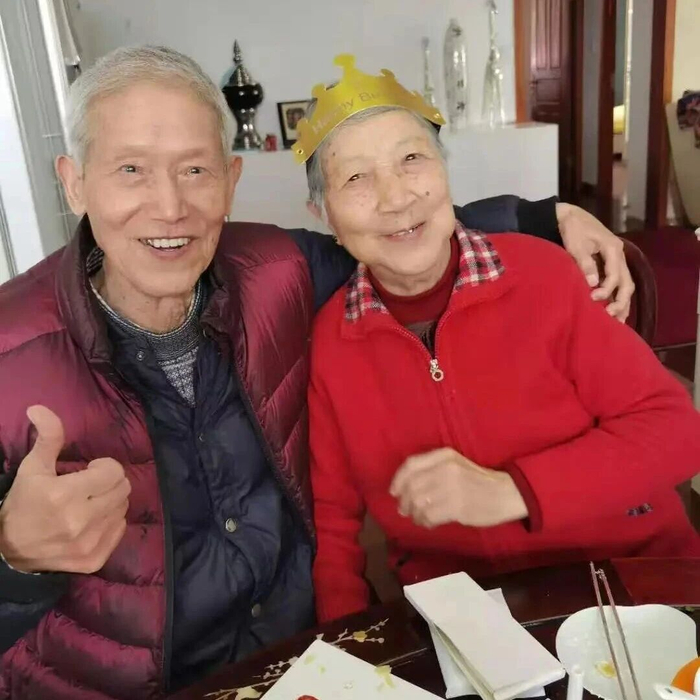101岁老人和97岁妻子走过77个春秋，“秘诀”是：火气大的管事，脾气好的不争
