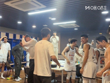 合肥狂风20分大胜江苏男篮，更衣室泼水庆祝