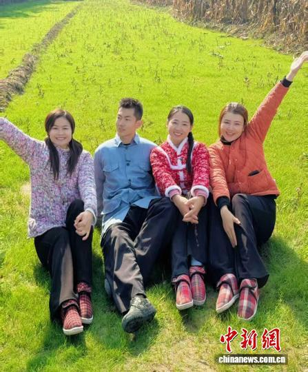 短剧拍摄现场。 受访者供图