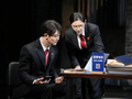 刘端端化身“背包法官”，话剧《鼓楼那些事儿》成都首演