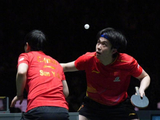 王楚钦林诗栋为何输给日本男双组合？王皓频出昏招，输掉三场男单