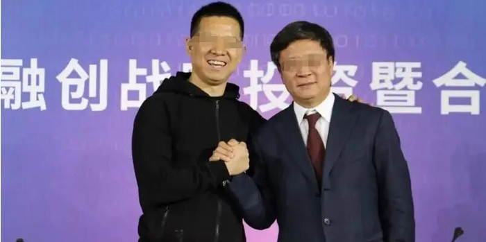 左贾跃亭右孙宏斌