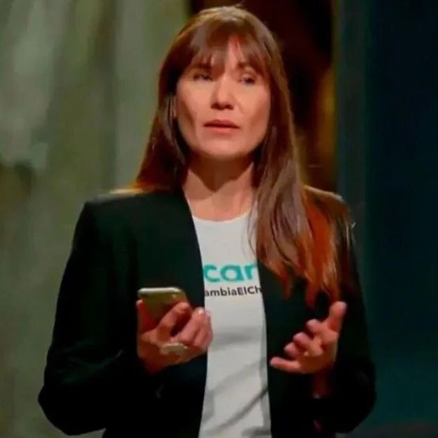 14岁少女和闺蜜吃蛋糕身亡！父亲情人报复投毒？2年前母亲也意外过世，难道...？