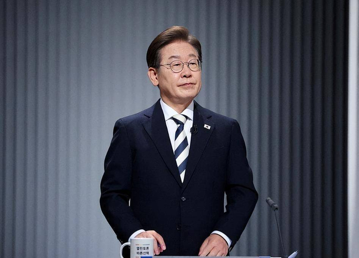 会议已经取消，中国不见高市，李在明开始上场，想挨个搞定中日|日本|李在明|中国|中日_新浪新闻