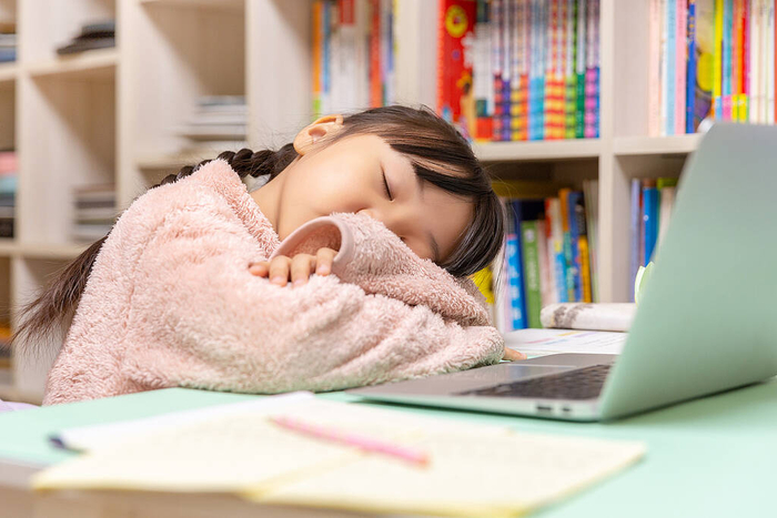 闪电心灵愈站丨这6句话可以带来力量 试试经常说给抑郁休学的孩子听