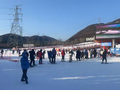 初雪后首个周末，京郊雪场迎客流小高峰