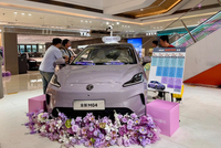 2025年关下的车市：20家车企撒钱补贴，市场旺季为何消失？