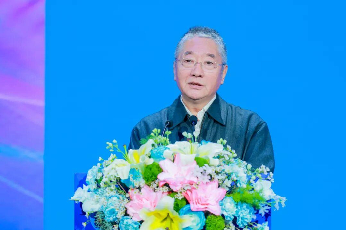高书生:推进国家文化数字化战略向纵深落地实施|人工智能|政府工作报告|AI文本生成|开源模型|数据_新浪新闻