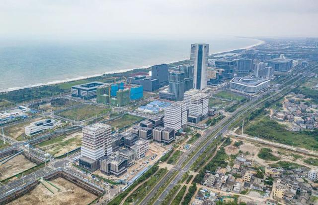 图为海南自贸港重点园区海口江东新区起步区（无人机照片）。新华社记者 蒲晓旭 摄