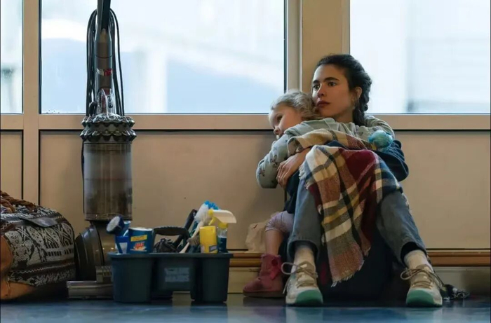 电视剧《女佣》截图。