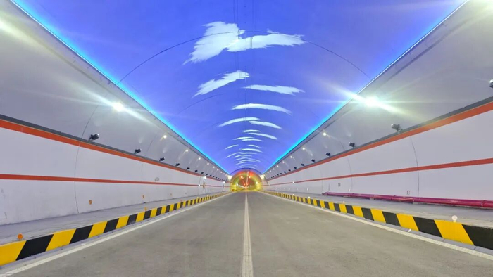 大巴山特长隧道 